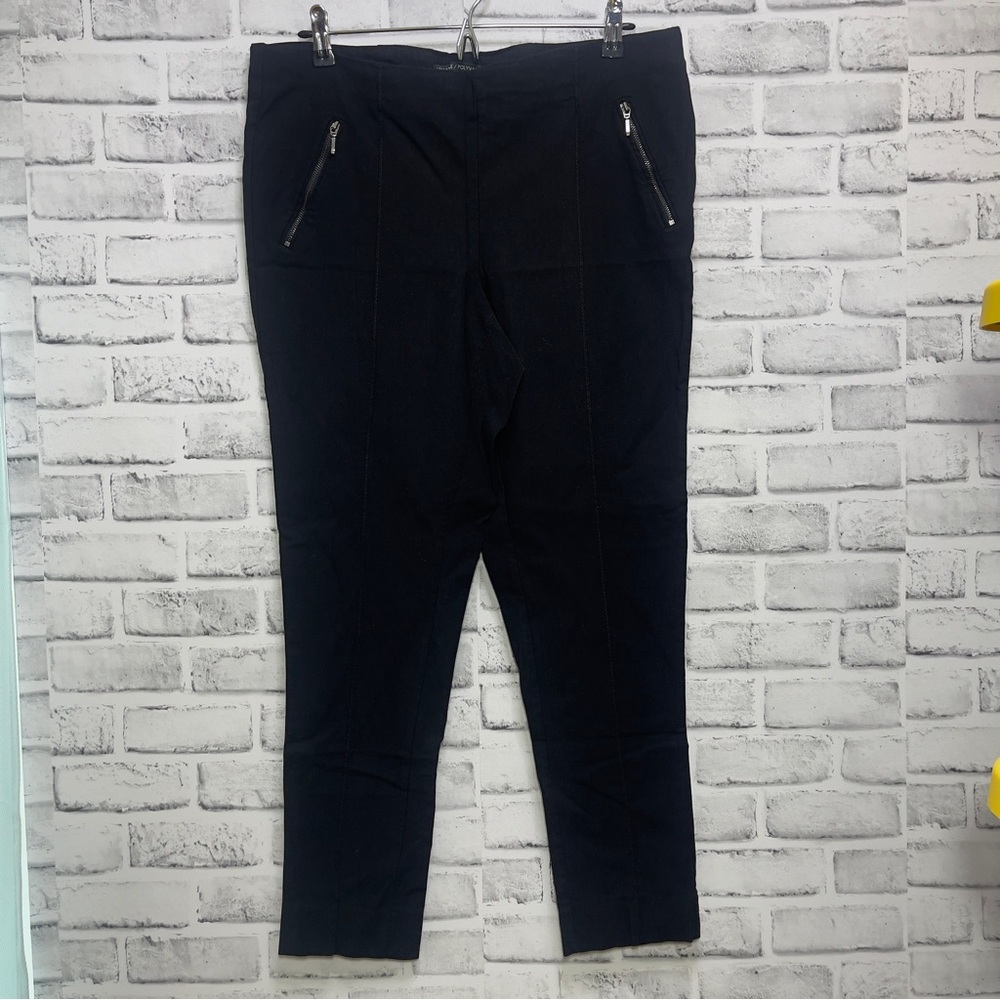 Michel Studio Collection Versatile Black Ankle Skinny Pants 18